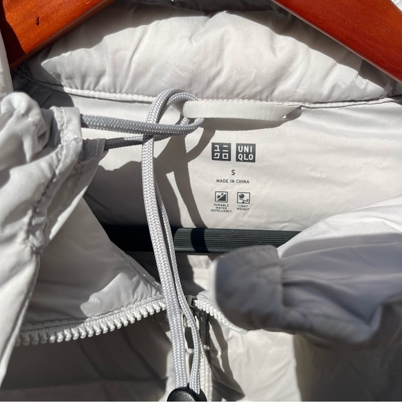 Ultra Light Down Seamless Parka Jacket Light Gray Silver Hooded Zipped Pockets S - Picture 7 of 16